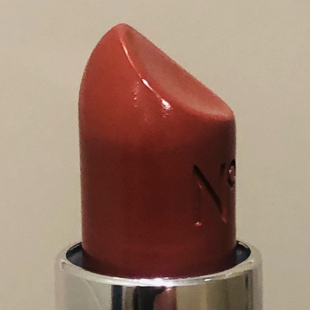 New Boots No7 Moisture Drench Lipstick Carmel Silk 1232 - Picture 7 of 9